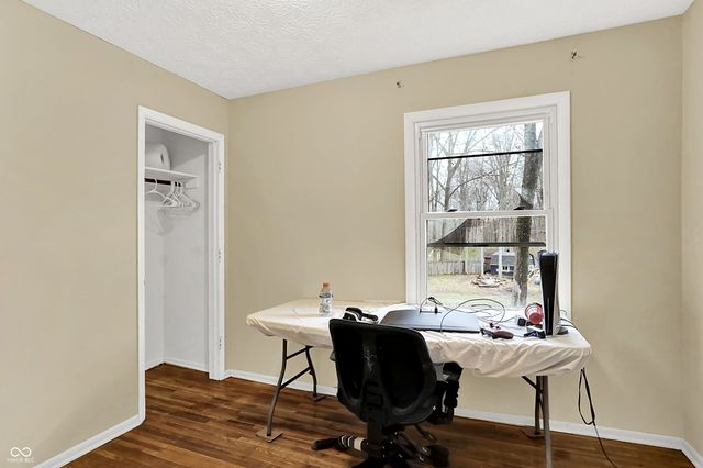 11021 N Paddock Road S, Mooresville, IN 46158