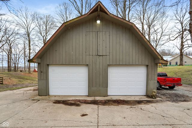 11021 N Paddock Road S, Mooresville, IN 46158