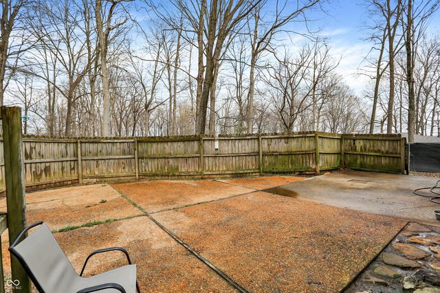 11021 N Paddock Road S, Mooresville, IN 46158