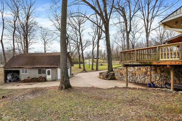 11021 N Paddock Road S, Mooresville, IN 46158