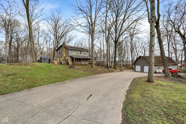 11021 N Paddock Road S, Mooresville, IN 46158