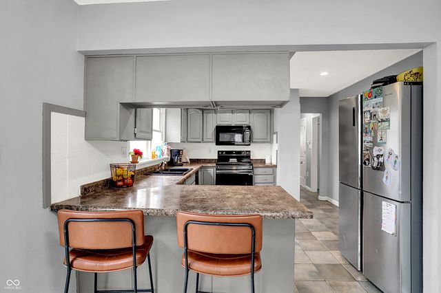 11021 N Paddock Road S, Mooresville, IN 46158