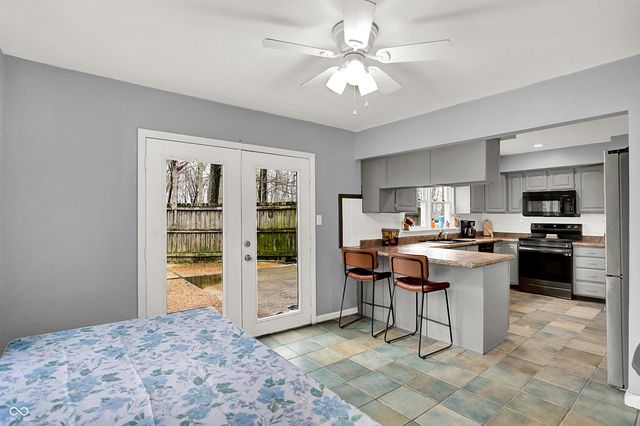 11021 N Paddock Road S, Mooresville, IN 46158