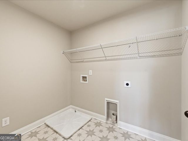 1090 Low Water Crossing NW, Acworth, GA 30101