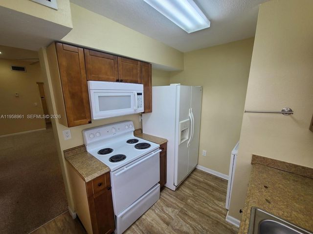 1002 Adams Ave 1002D, Homestead, FL 33034