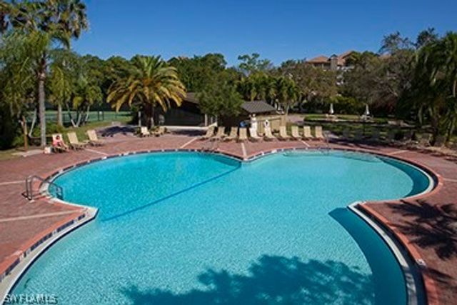 26930 Wedgewood DR 202, Bonita Springs, FL 34134