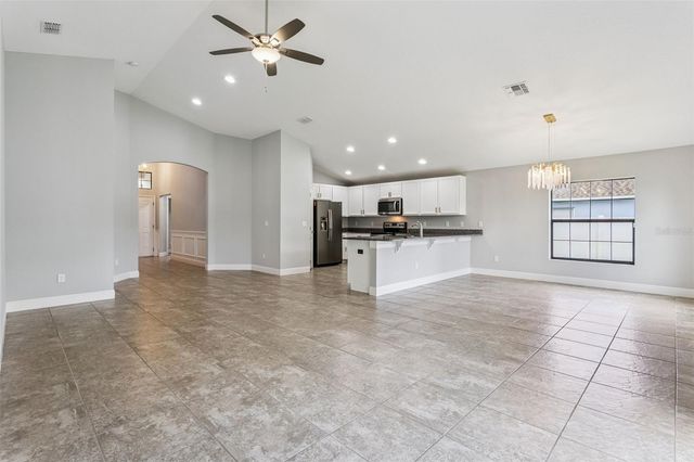 1144 CAMBOURNE DR, Kissimmee, FL 34758