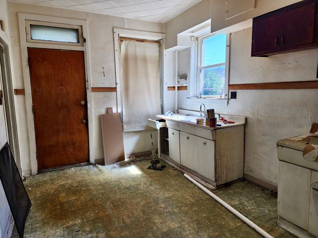 5042 W Superior Street, Chicago, IL 60644