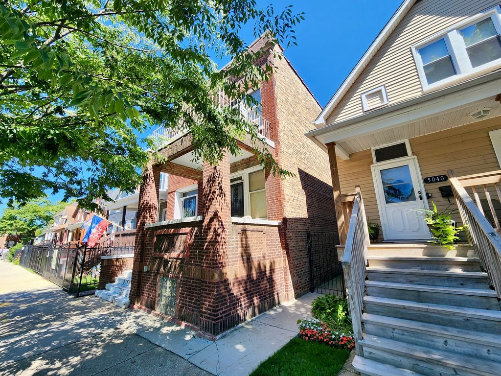 5042 W Superior Street, Chicago, IL 60644