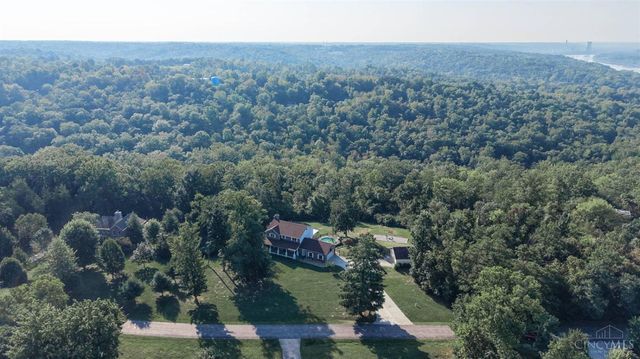 2113 Beech Cove, Ohio Twp, OH 45157