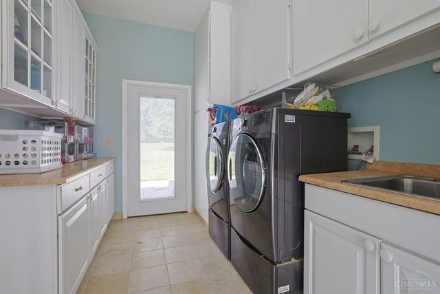2113 Beech Cove, Ohio Twp, OH 45157