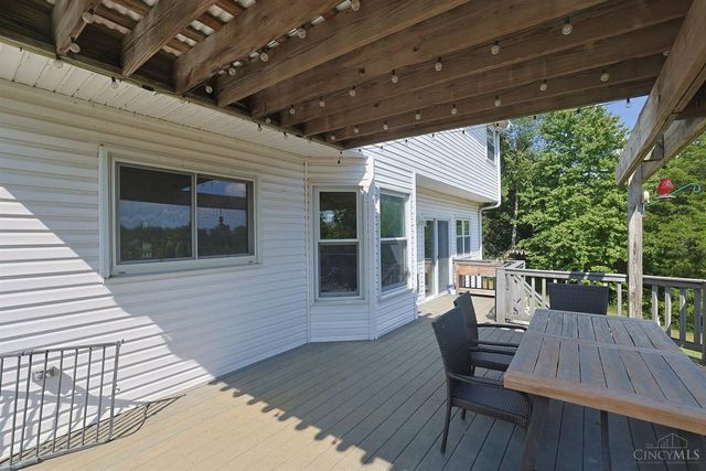 2113 Beech Cove, Ohio Twp, OH 45157