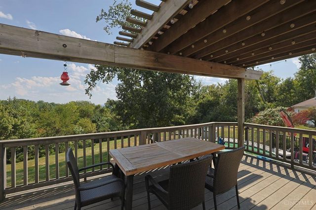 2113 Beech Cove, Ohio Twp, OH 45157