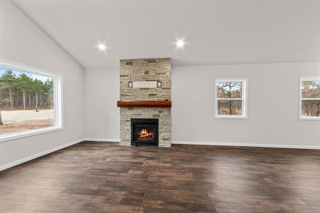 316 Timberline Court, Nekoosa, WI 54457