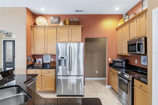 12426 LAKE VIEW LANE, Clermont, FL 34711