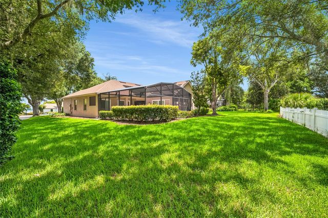 12426 LAKE VIEW LANE, Clermont, FL 34711