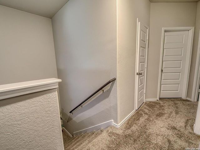 5011 Sandstone Way, San Antonio, TX 78222