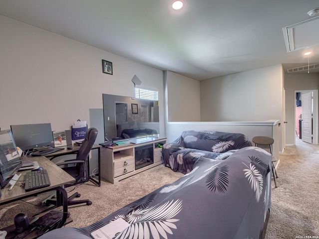 5011 Sandstone Way, San Antonio, TX 78222