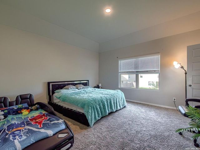 5011 Sandstone Way, San Antonio, TX 78222