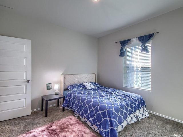 5011 Sandstone Way, San Antonio, TX 78222