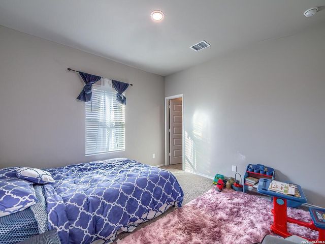 5011 Sandstone Way, San Antonio, TX 78222