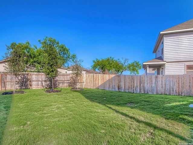 5011 Sandstone Way, San Antonio, TX 78222