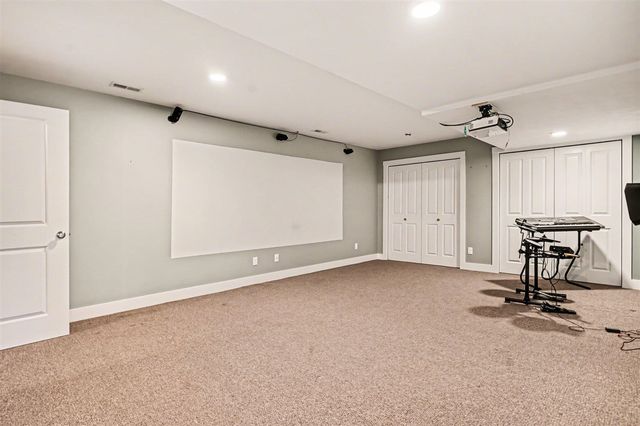 5966 Farmview Drive, Allendale, MI 49401