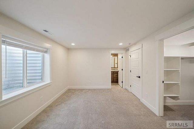 184 Galena Summit Dr, Idaho Falls, ID 83404