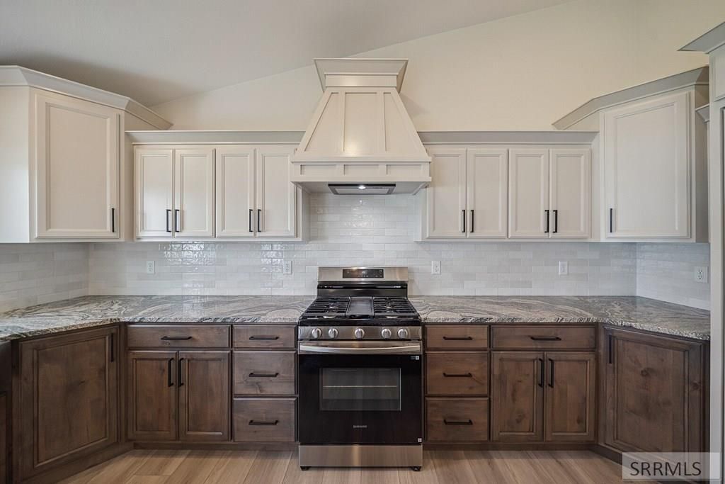 Image 5 of property listing at 184 Galena Summit Dr, Idaho Falls, ID 83404
