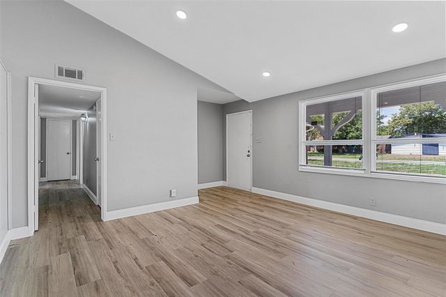 3230 High Vista Drive, Dallas, TX 75234