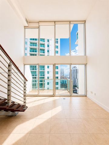 41 SE 5th St 1415, Miami, FL 33131