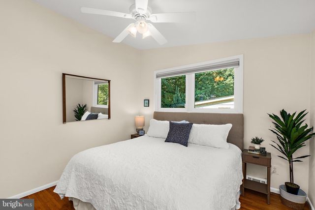 3916 WEXFORD DR, Kensington, MD 20895