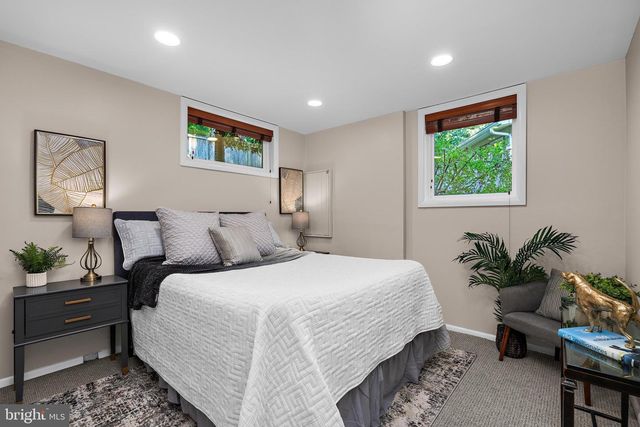 3916 WEXFORD DR, Kensington, MD 20895