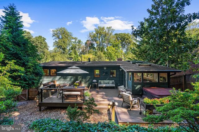 3916 WEXFORD DR, Kensington, MD 20895