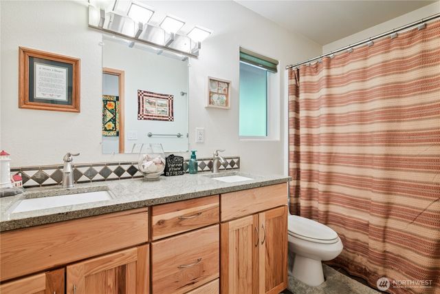 1975 Coal Creek Road, Longview, WA 98632