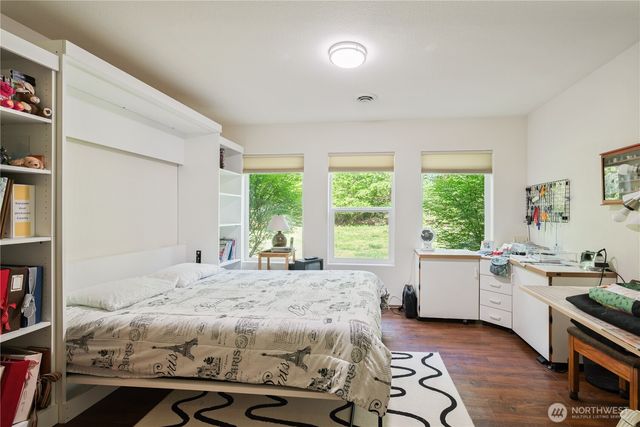 1975 Coal Creek Road, Longview, WA 98632