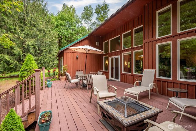 1975 Coal Creek Road, Longview, WA 98632