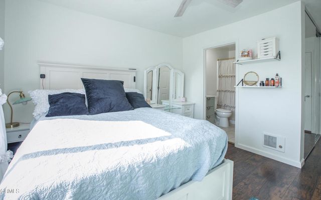 2713 Antonio Drive 203, Camarillo, CA 93010