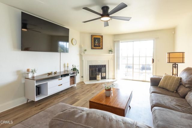 2713 Antonio Drive 203, Camarillo, CA 93010