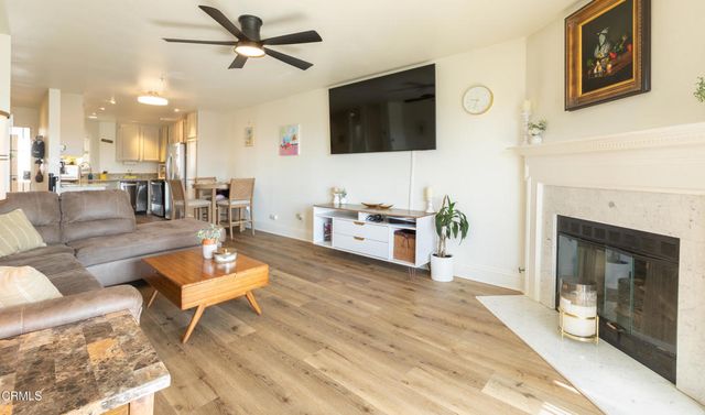2713 Antonio Drive 203, Camarillo, CA 93010