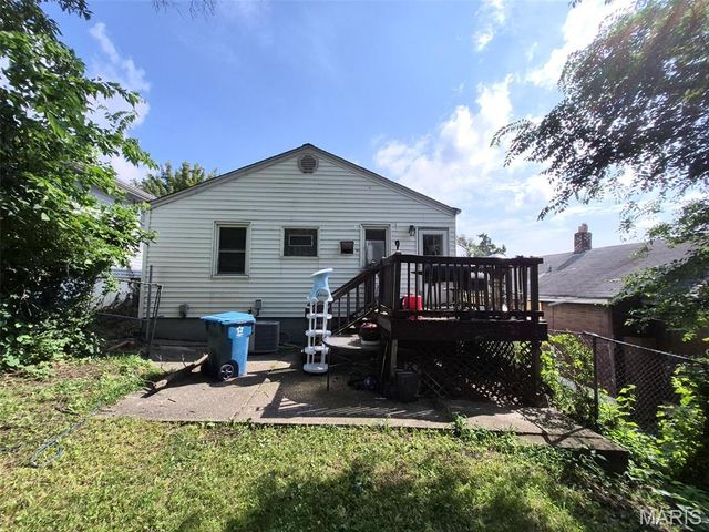 6212 Lexington Avenue, St Louis, MO 63121