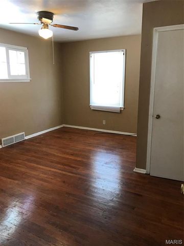 6212 Lexington Avenue, St Louis, MO 63121