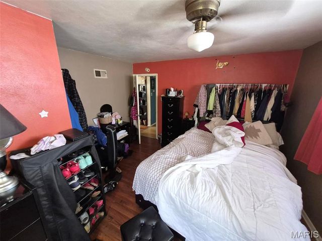 6212 Lexington Avenue, St Louis, MO 63121