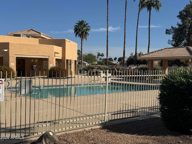 14457 W BUFFALO Trail, Surprise, AZ 85374