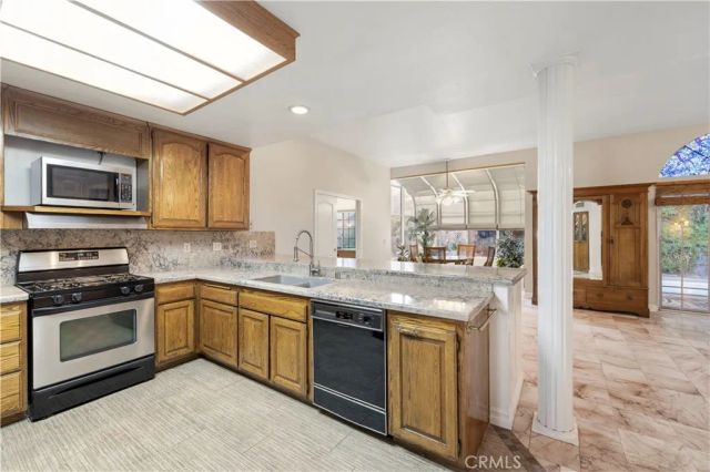 26859 Palacete Drive, Valencia, CA 91354