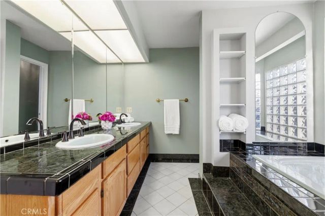 26859 Palacete Drive, Valencia, CA 91354
