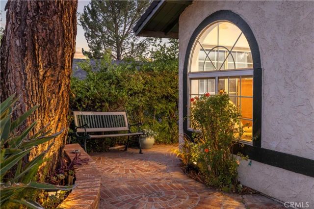 26859 Palacete Drive, Valencia, CA 91354