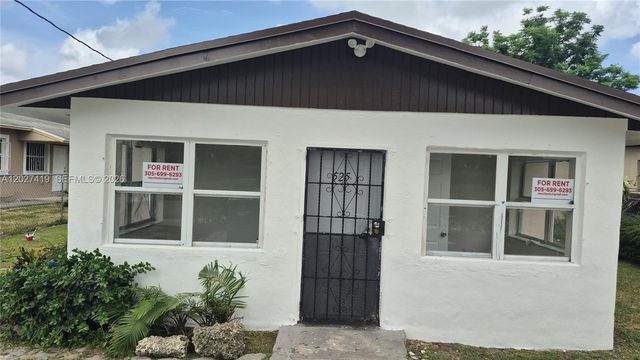 525 SW 8th Ave, Homestead, FL 33030