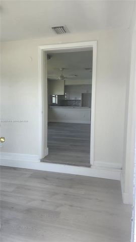 525 SW 8th Ave, Homestead, FL 33030