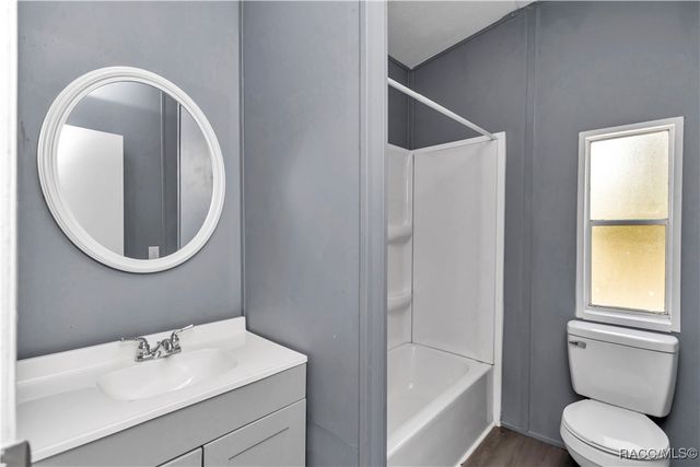 6639 NE 94th Street, Bronson, FL 32621